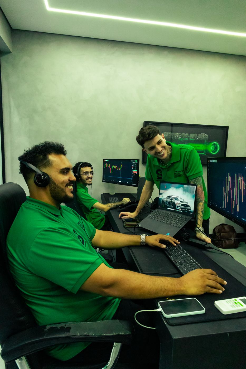 Profissionais da SIG durante atividade de formação